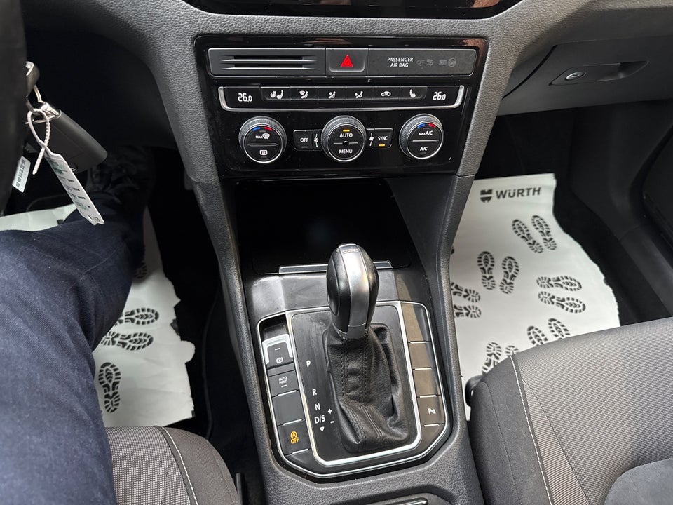 VW Golf Sportsvan 1,6 TDi 110 Highline DSG 5d