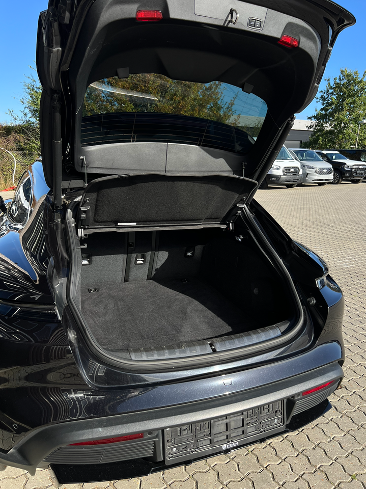 Porsche Taycan 4S Performance+ Cross Turismo 5d