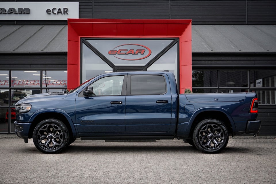 Dodge RAM 1500 5,7 V8 Hemi Limited Night aut. 4d
