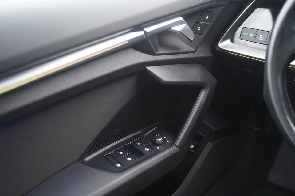 Audi A3 40 TFSi e Sportback S-tr. 5d