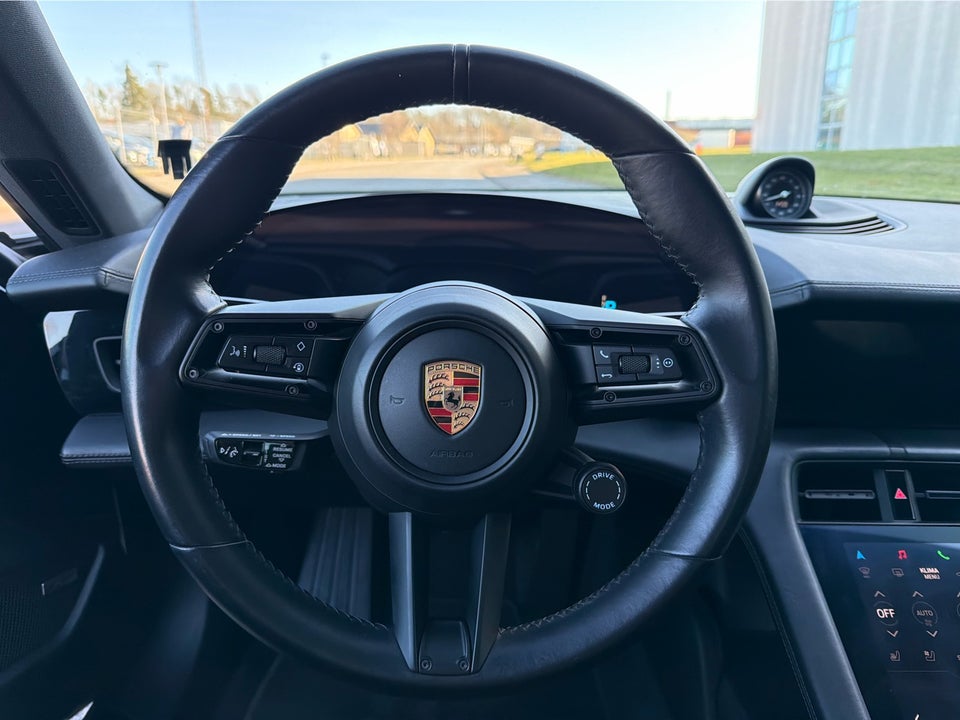 Porsche Taycan 4S 4d