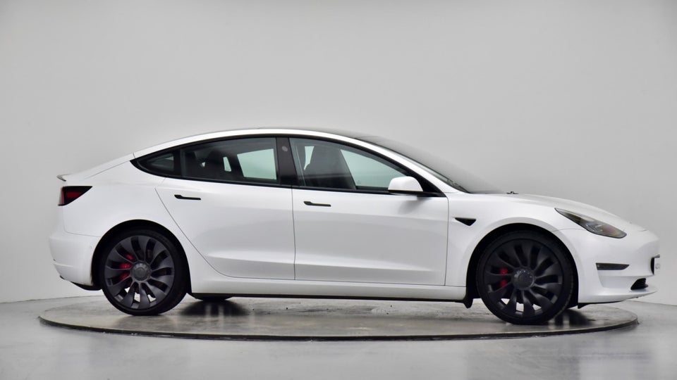 Tesla Model 3 Performance AWD 4d