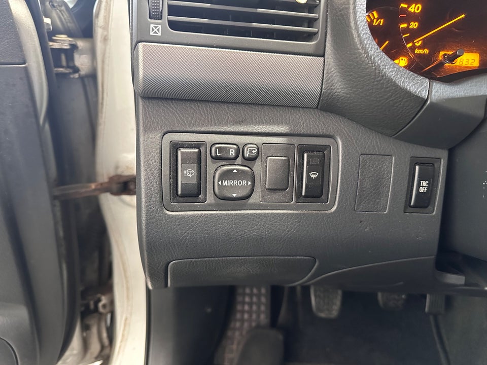 Toyota Avensis 1,8 Sol+ stc. 5d