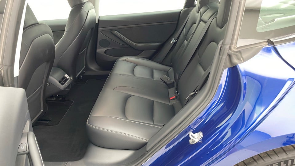 Tesla Model 3 Long Range AWD 4d