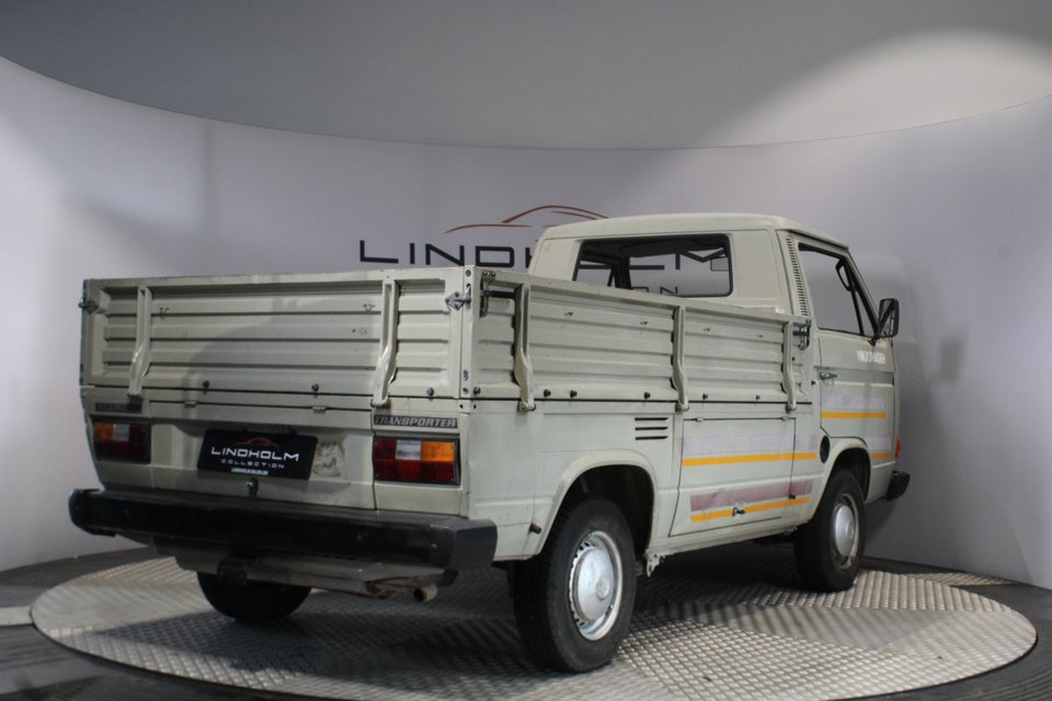 VW Transporter Pick-up 2d