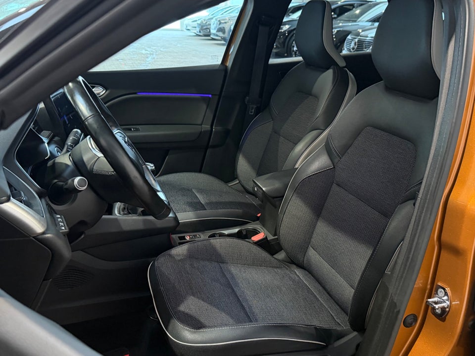 Renault Captur 1,0 TCe 100 Intens 5d