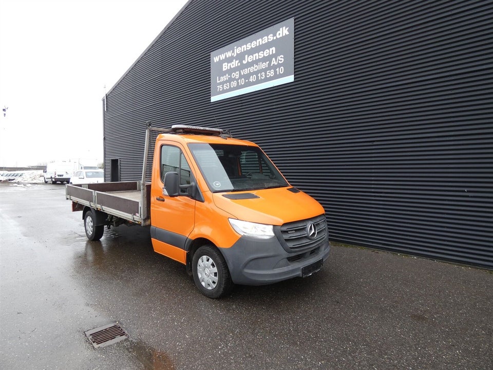 Mercedes Sprinter 319 3,0 CDi A3 Chassis aut. RWD 2d