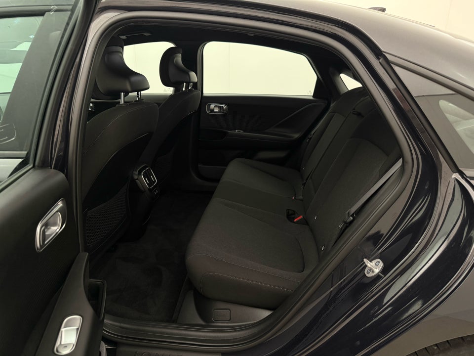 Hyundai Ioniq 6 53 Essential 4d