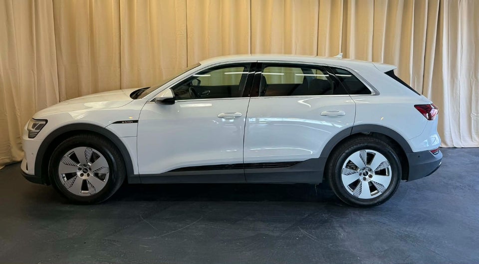 Audi e-tron 50 quattro 5d