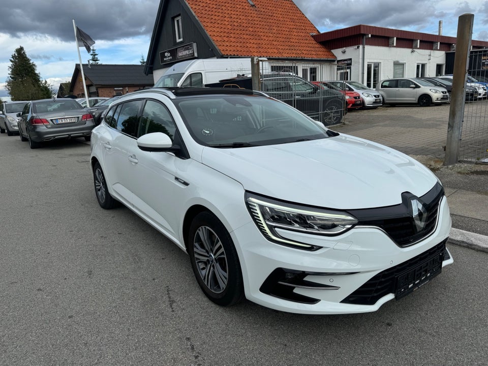 Renault Megane IV 1,6 E-Tech Intens Sport Tourer 5d