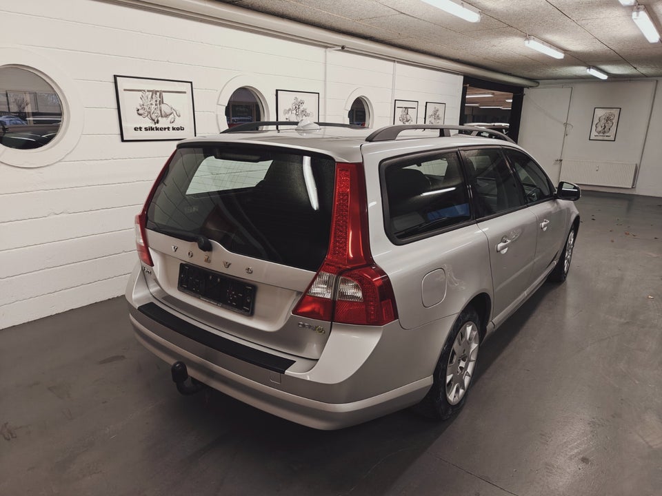 Volvo V70 1,6 DRIVe Summum 5d