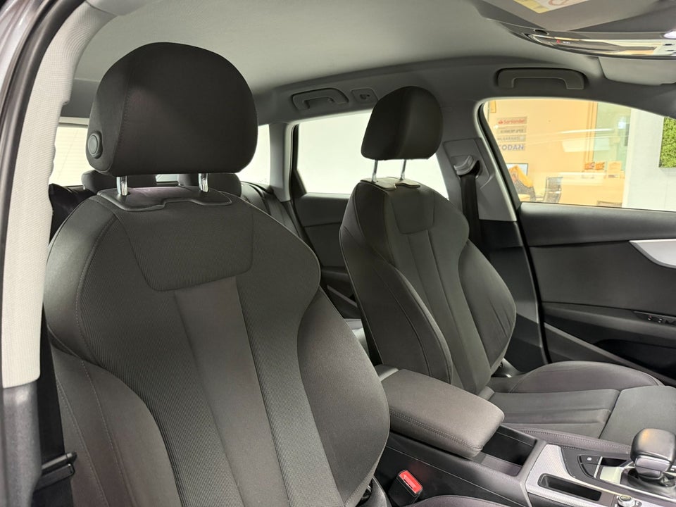 Audi A4 40 TFSi Sport Prestige Tour Avant S-tr. 5d