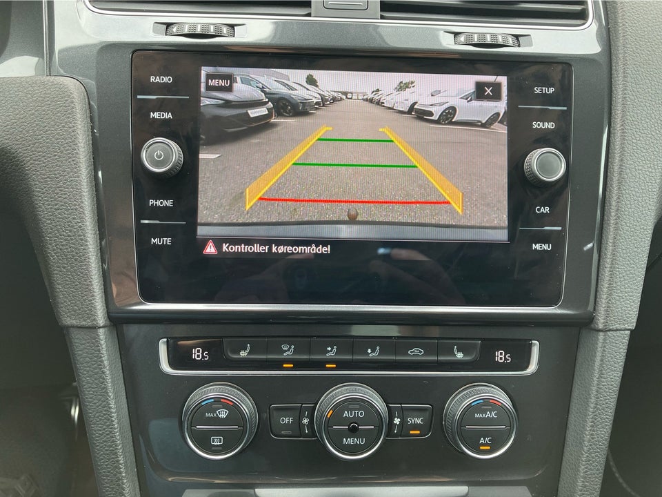 VW Golf VII 1,6 TDi 115 Comfortline Van 5d