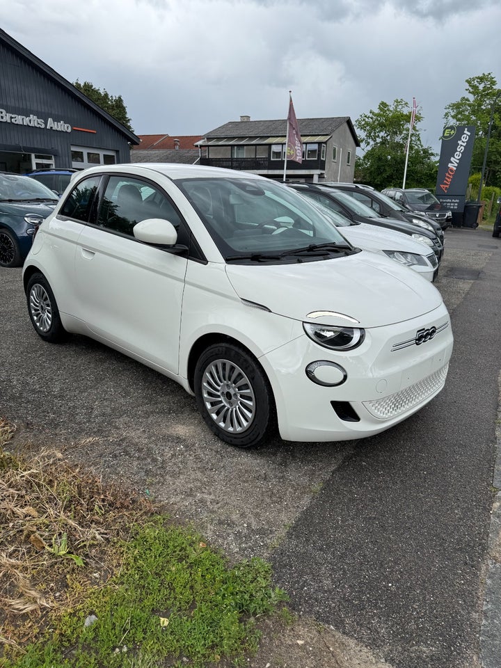 Fiat 500e 24 Action 3d