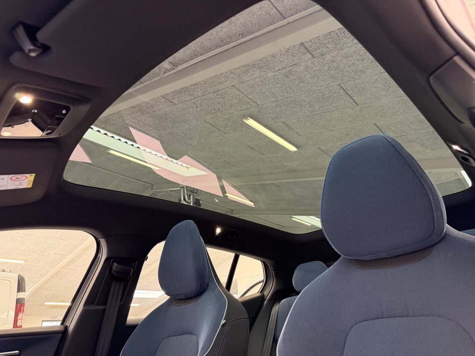 Volvo EX30 Extended Range Ultra 5d