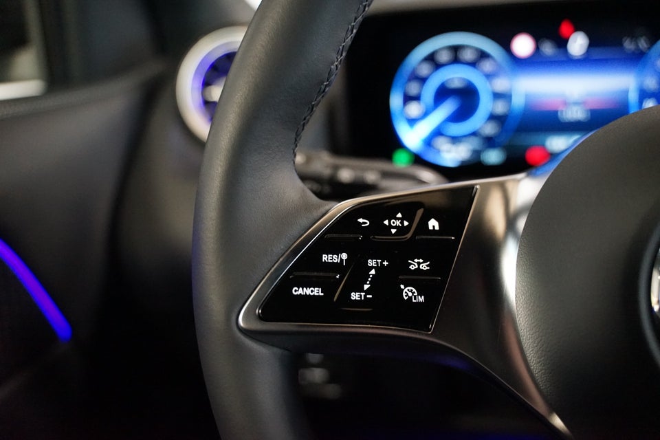 Mercedes EQA250+ Progressive Advance 5d