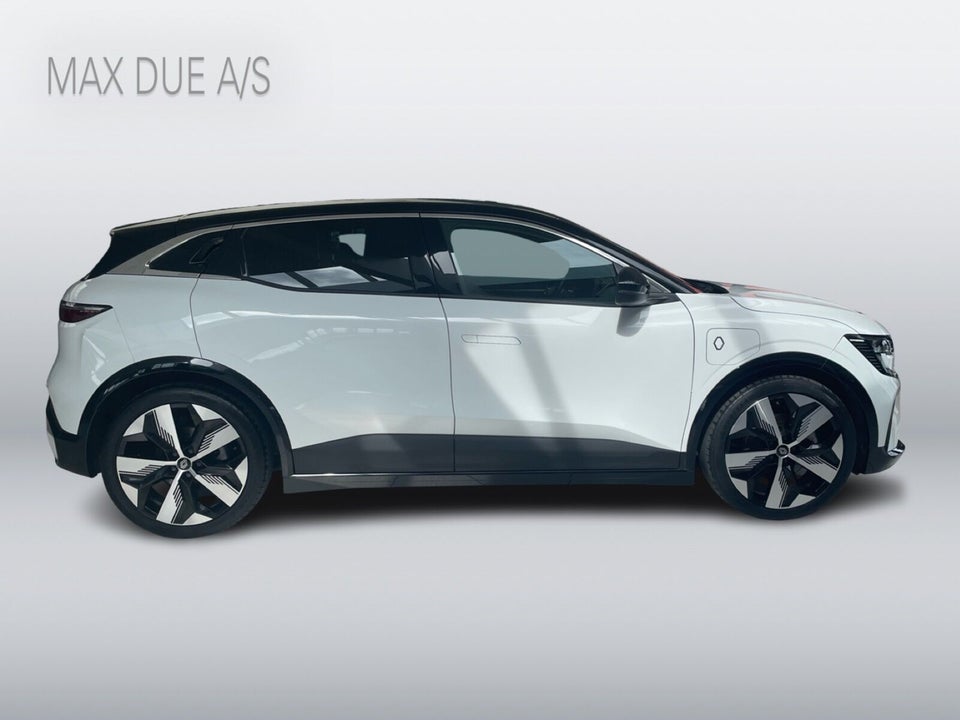 Renault Megane E-Tech 60 Techno 5d
