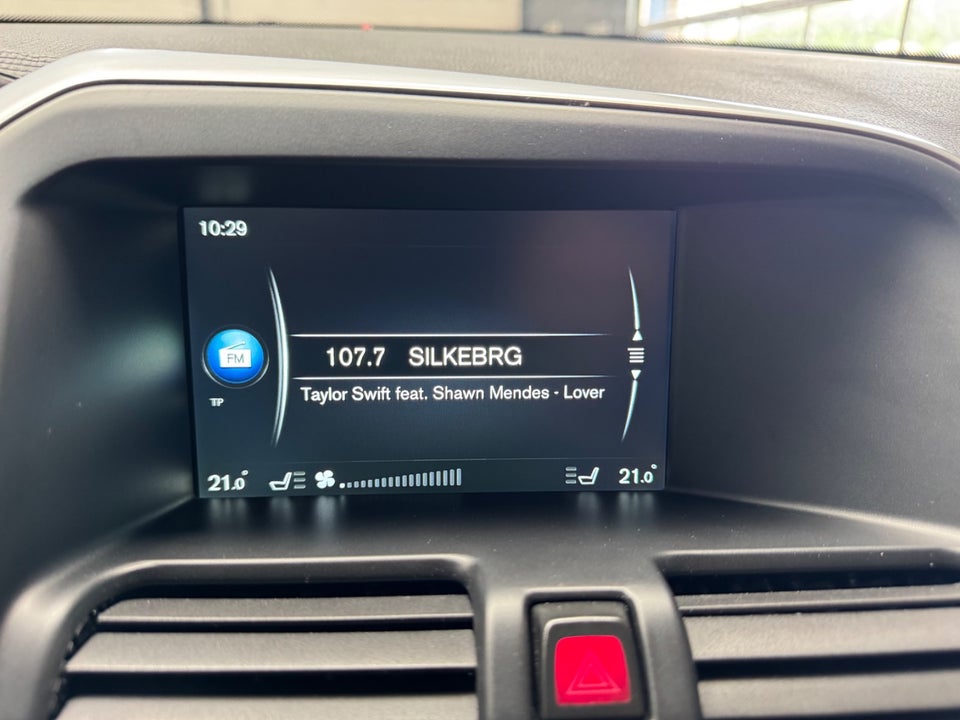 Volvo XC60 2,0 D4 190 Momentum 5d