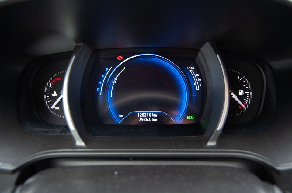 Renault Megane IV 1,3 TCe 140 Zen Sport Tourer EDC 5d