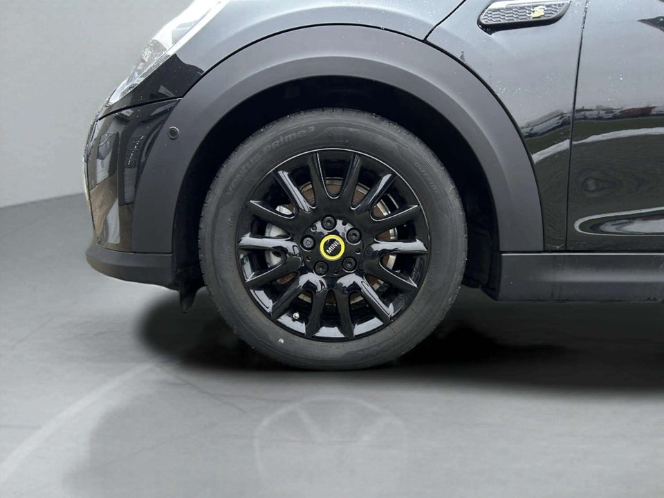 MINI Cooper SE Classic Trim 3d