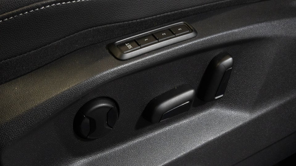 VW Tiguan 1,4 eHybrid R-line DSG 5d