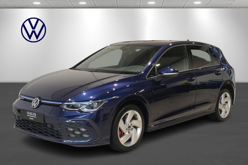 VW Golf VIII 1,4 GTE DSG 5d
