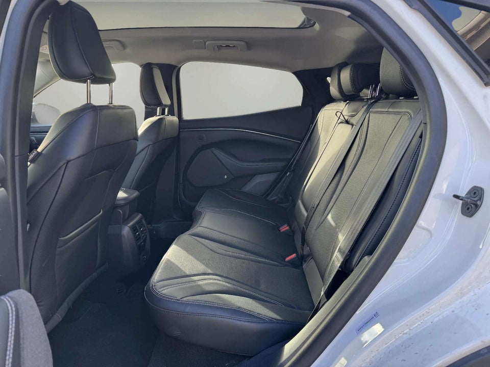 Ford Mustang Mach-E 88 Premium Extended Range 5d