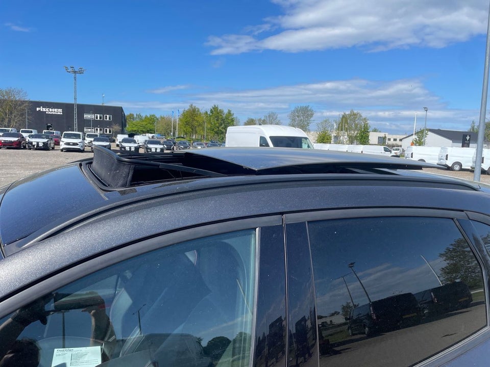 Ford Kuga 2,5 PHEV ST-Line X CVT 5d