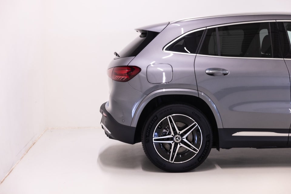 Mercedes EQA250+ AMG Premium 5d