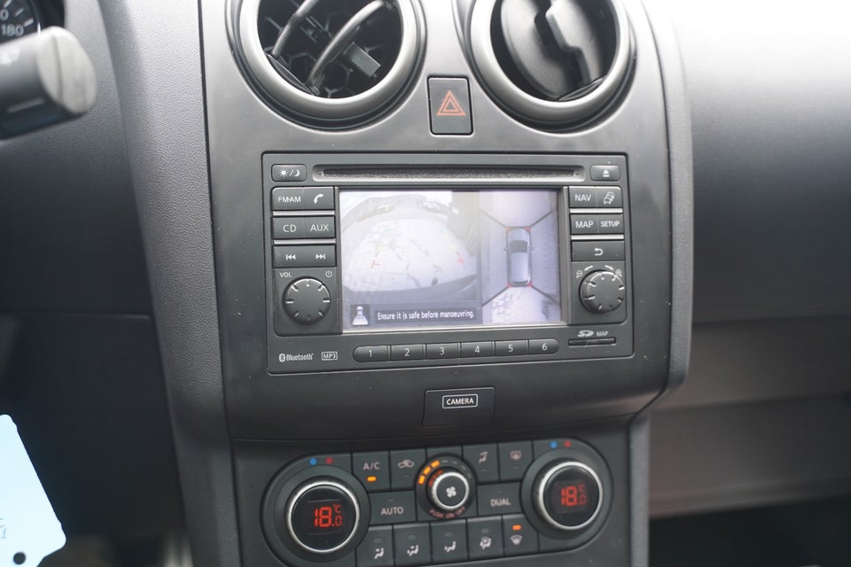 Nissan Qashqai 1,6 Tekna 5d