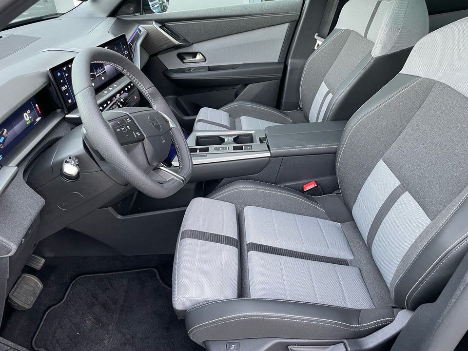 Opel Grandland-e 73 GS Sky 5d