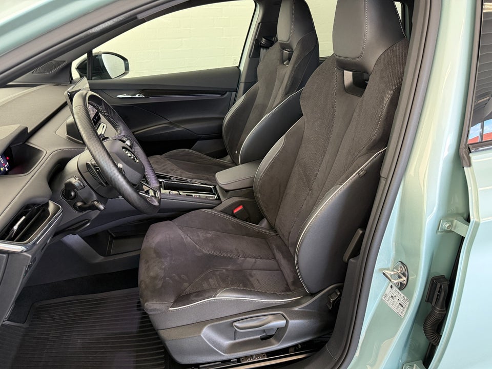 Skoda Enyaq 80 iV Sportline 5d