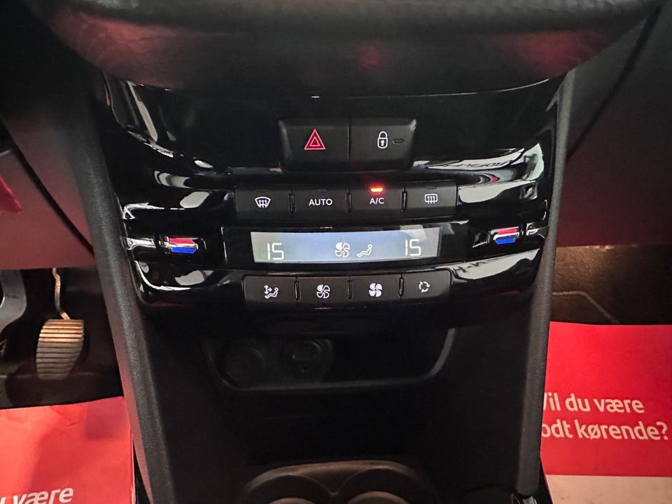 Peugeot 2008 1,2 e-THP 110 Allure 5d