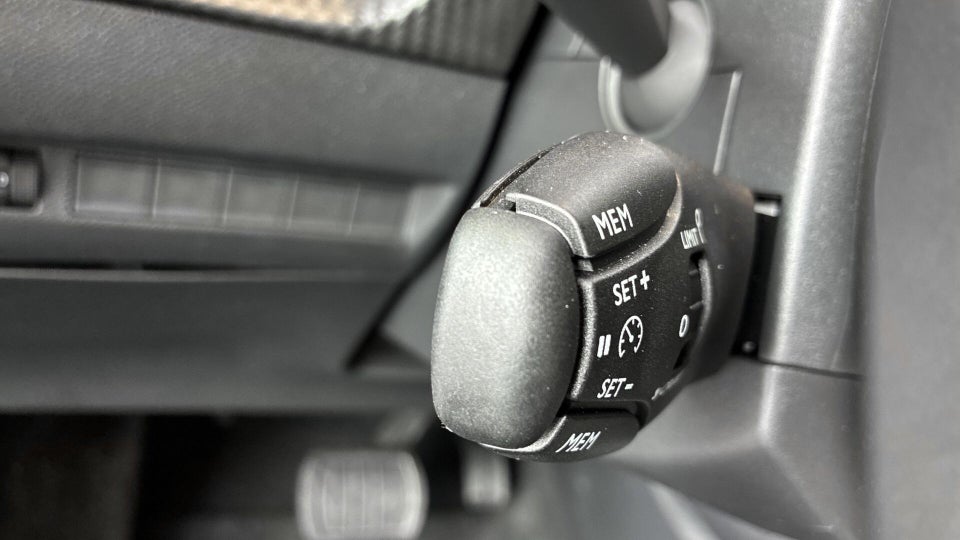 Peugeot e-208 54 Allure 5d