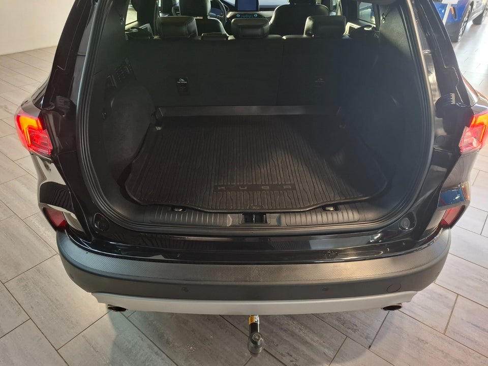 Ford Kuga 2,5 PHEV Titanium X CVT 5d