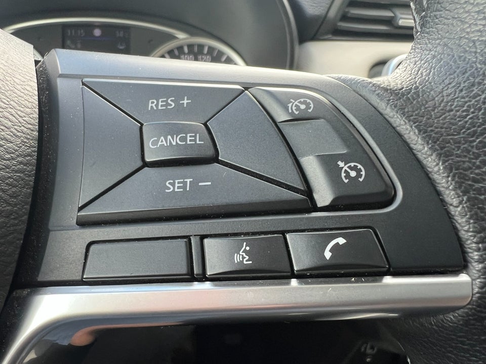 Nissan Micra 1,0 IG-T 92 Tekna 5d