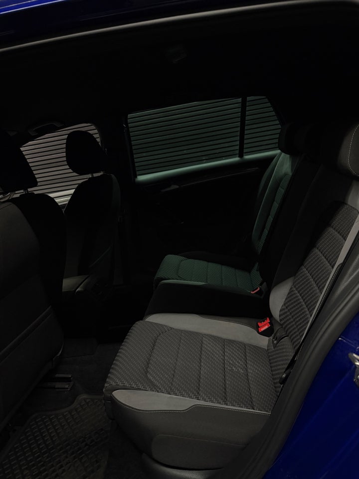 VW Golf VII 1,5 TSi 150 R-line DSG 5d