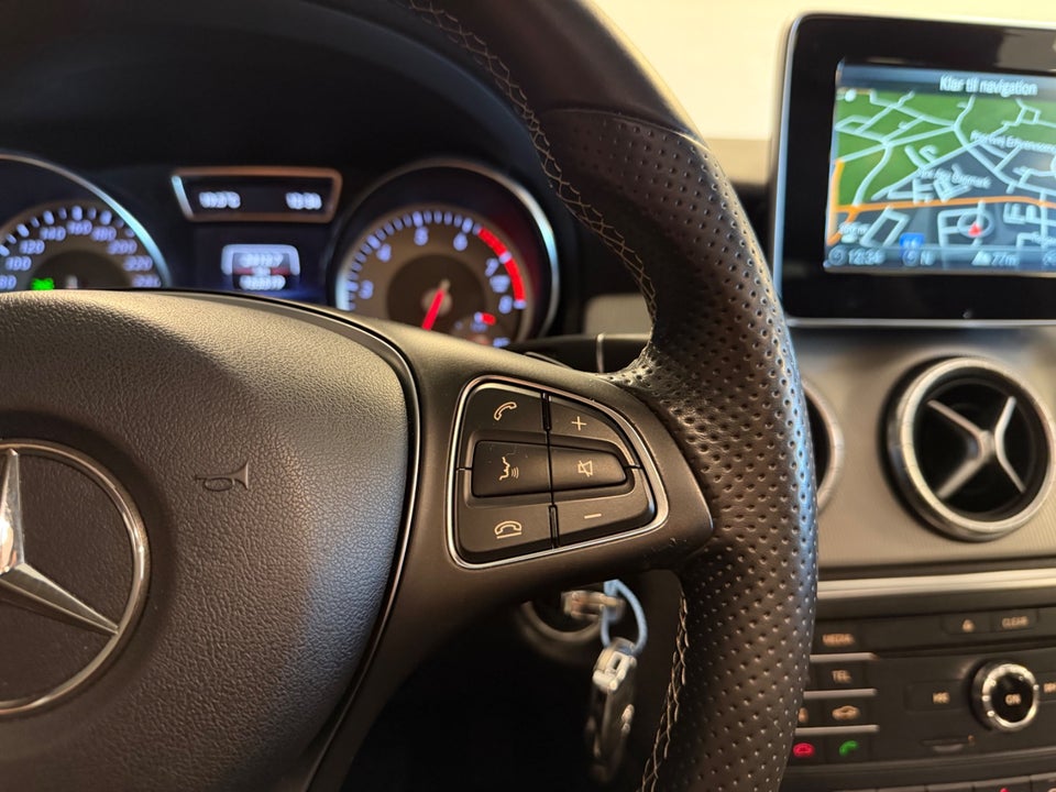 Mercedes CLA200 1,6 Shooting Brake aut. 5d