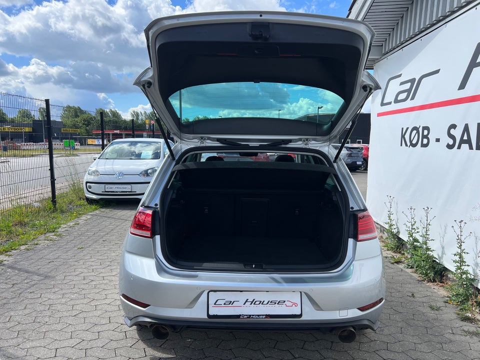 VW Golf VII 1,5 TSi 150 Highline DSG 5d