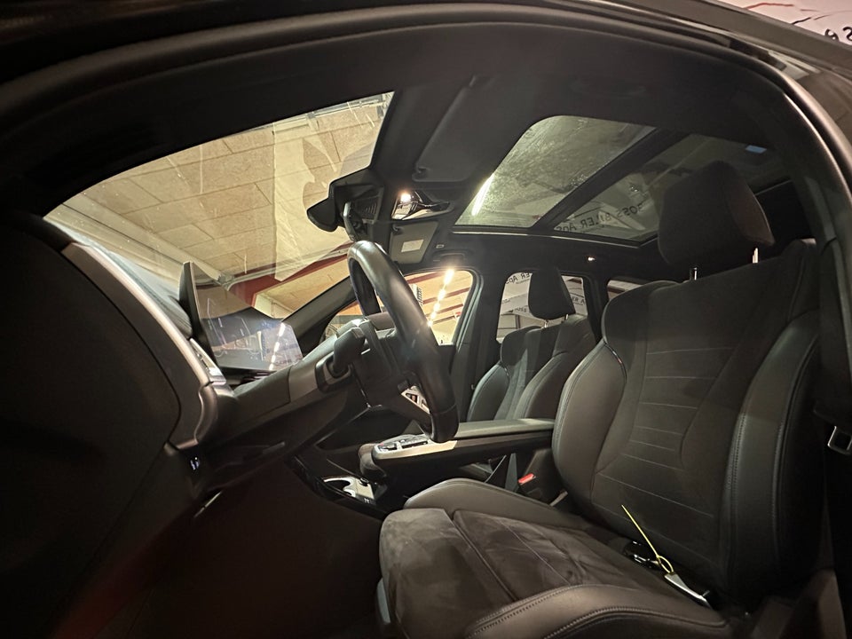 BMW iX1 xDrive30 Fully Charged M-Sport 5d