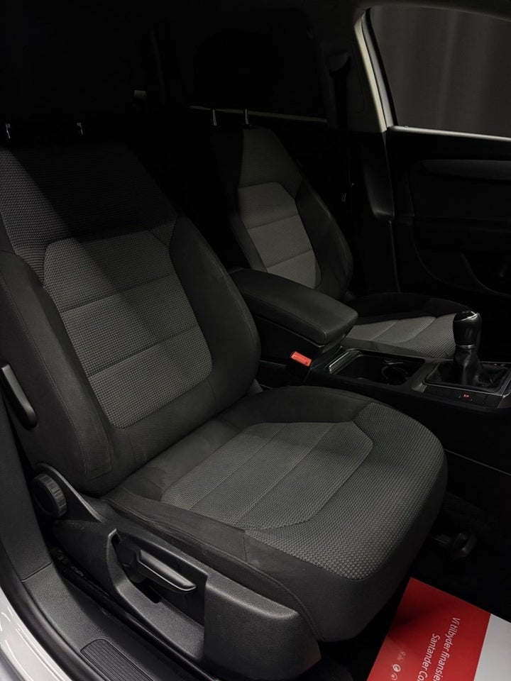 VW Passat 2,0 TDi 170 Comfortline Variant BMT 5d