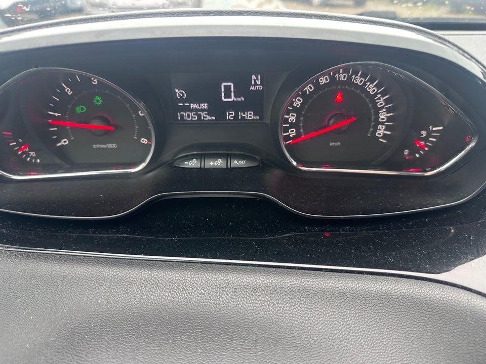 Peugeot 208 1,4 e-HDi 68 Access ESG 5d