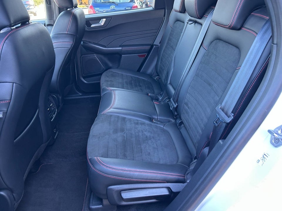 Ford Kuga 2,5 PHEV ST-Line CVT 5d