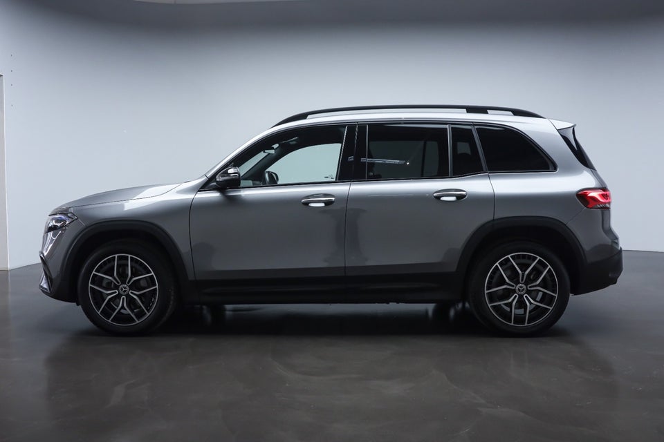 Mercedes EQB300 AMG Line 4Matic 5d