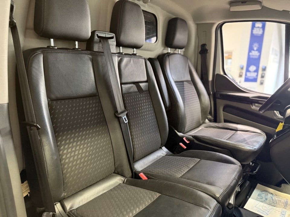 Ford Transit Custom 320 L2 2,0 TDCi 185 Sport aut.