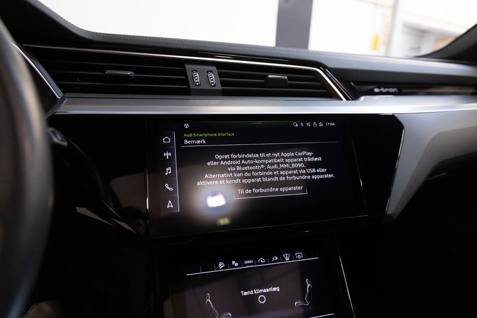 Audi e-tron 55 S-line quattro 5d