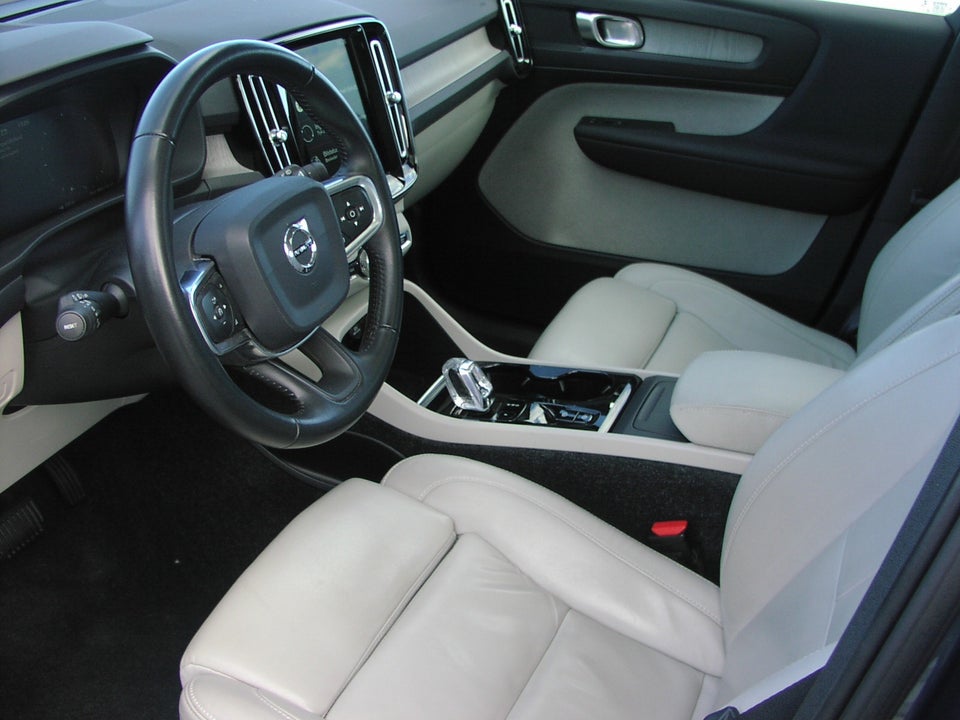 Volvo XC40 2,0 D4 190 Inscription aut. AWD 5d