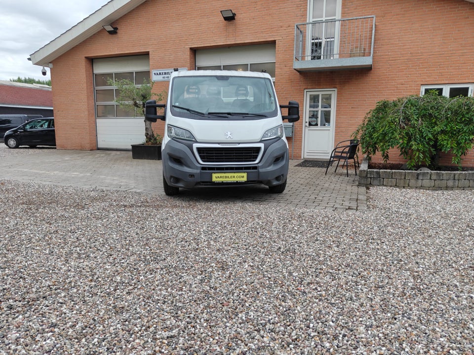 Peugeot Boxer 335 2,2 HDi 130 Ladvogn L3 2d