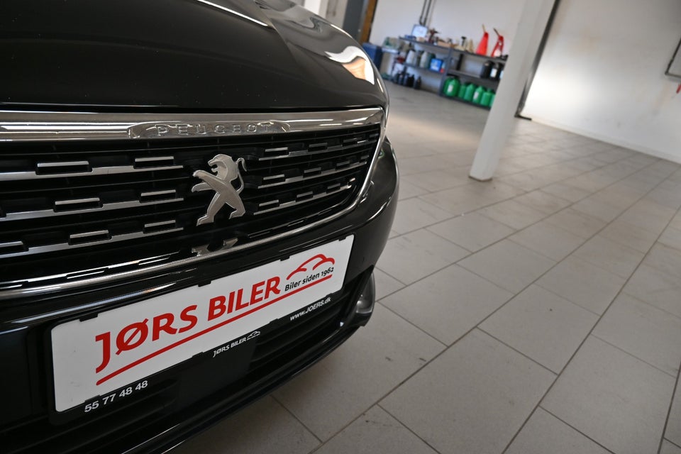 Peugeot 308 1,5 BlueHDi 130 Allure Grand SW 5d