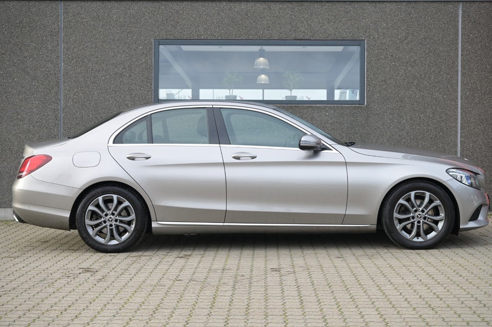Mercedes C220 d 2,0 Advantage aut. 4d